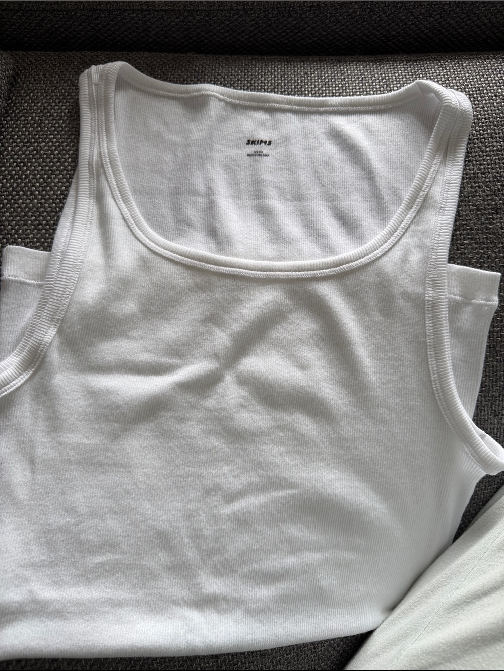 SKIMS White Ribbed Scoop Tank